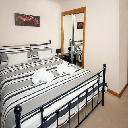 Modern 2 Bedroom Semi Detached House With Own Private Driveway Inverness Dış mekan fotoğraf