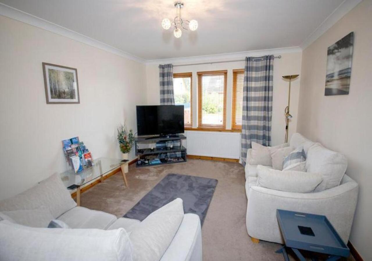 Modern 2 Bedroom Semi Detached House With Own Private Driveway Inverness Dış mekan fotoğraf