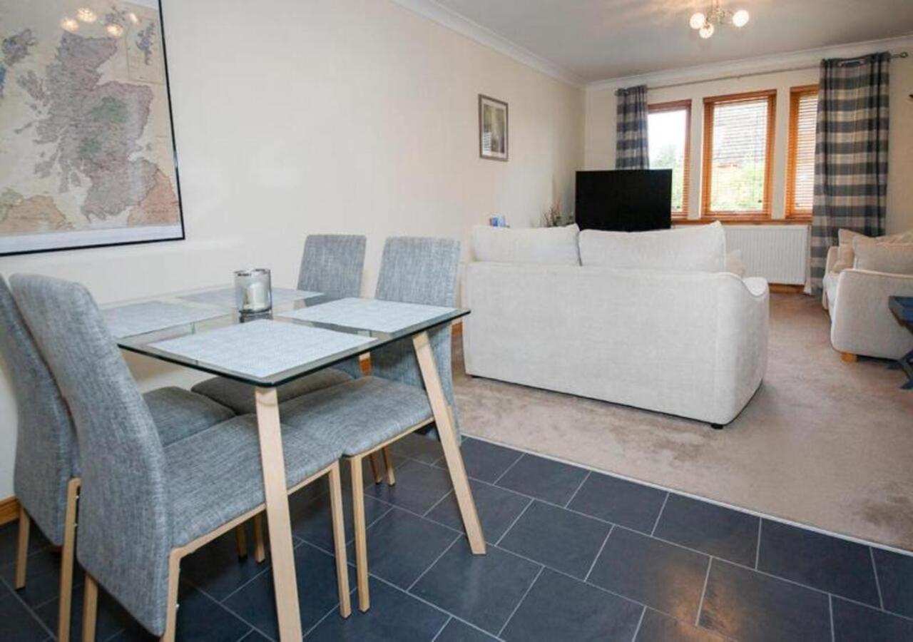 Modern 2 Bedroom Semi Detached House With Own Private Driveway Inverness Dış mekan fotoğraf