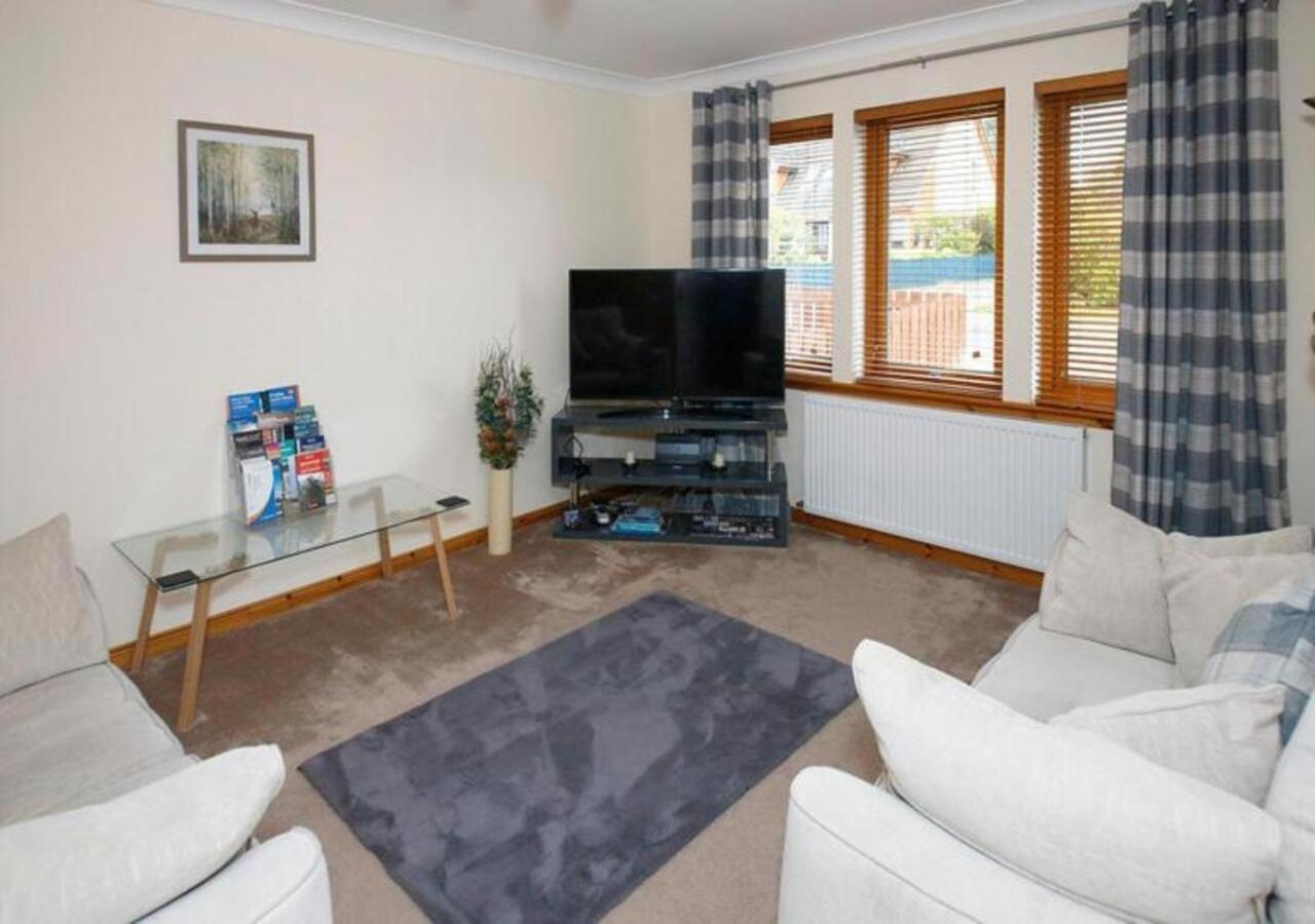 Modern 2 Bedroom Semi Detached House With Own Private Driveway Inverness Dış mekan fotoğraf